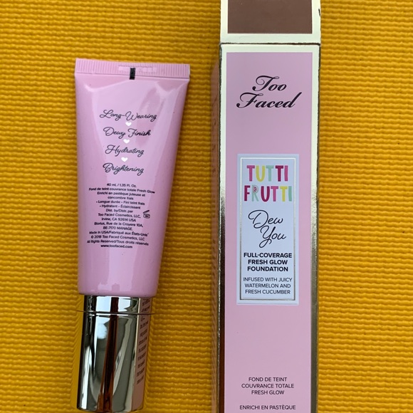 TooFaced Tutti Frutti Dew You Foundation in Mocha - Picture 7 of 8